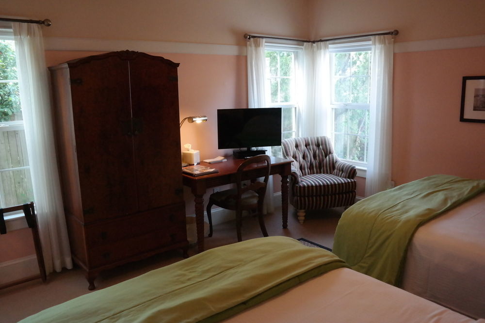 Beach Spa Bed & Breakfast Virginia Beach Exterior foto