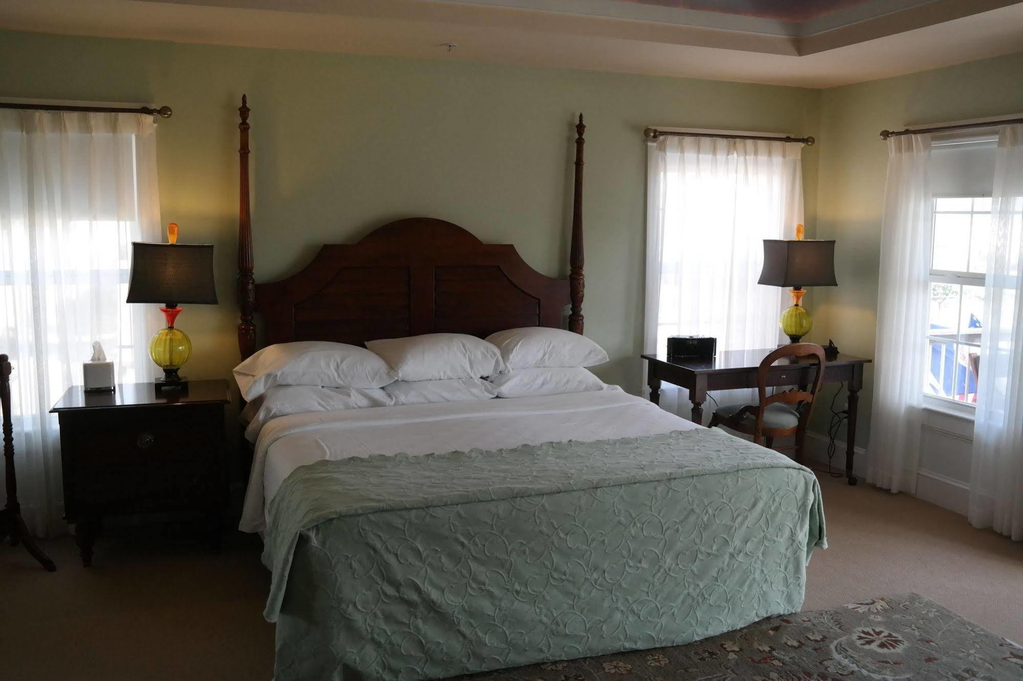 Beach Spa Bed & Breakfast Virginia Beach Exterior foto